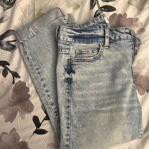 Time and Tru Light Wash Ankle Jeans